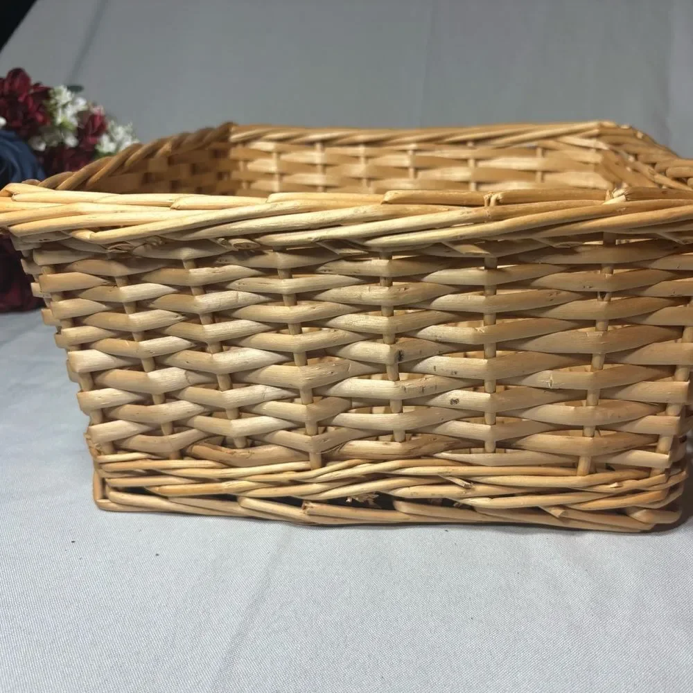 Square Wicker Basket Brown Woven Rattan Display Decor Organizer EPC